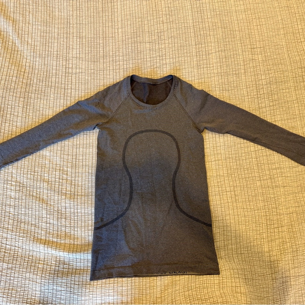 Lululemon Swiftly Tech Long Sleeve Shirt 2.0 Hip Length
